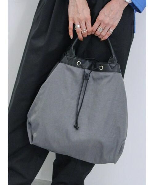 Samansa Mos2 blue（サマンサモスモスブルー）の「ナイロン巾着トートバッグ（ハンドバッグ・レディース・ブラック/グレー/ベージュ・F）」の5枚目の写真