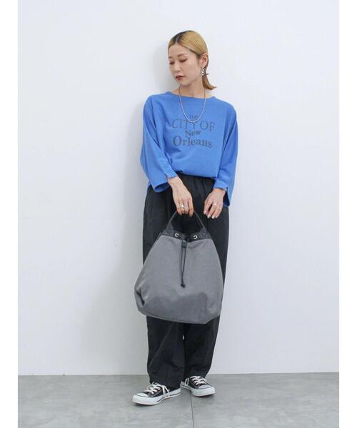 Samansa Mos2 blue（サマンサモスモスブルー）の「ナイロン巾着トートバッグ（ハンドバッグ・レディース・ブラック/グレー/ベージュ・F）」の6枚目の写真