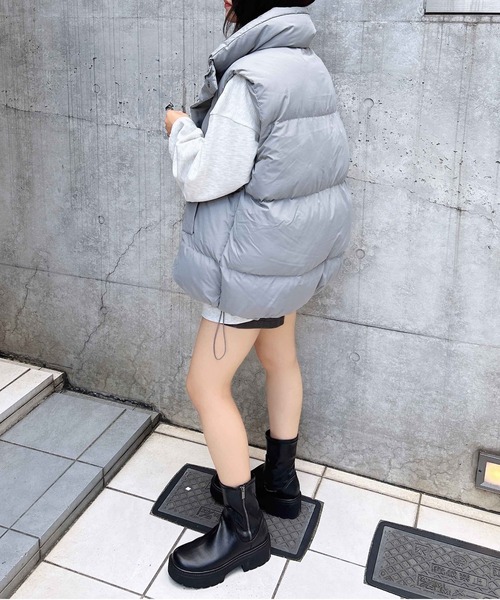 INGNI（イング）の「エコダウンベスト（ダウンベスト・レディース・オフホワイト/ブラック/グレー・M）」の21枚目の写真
