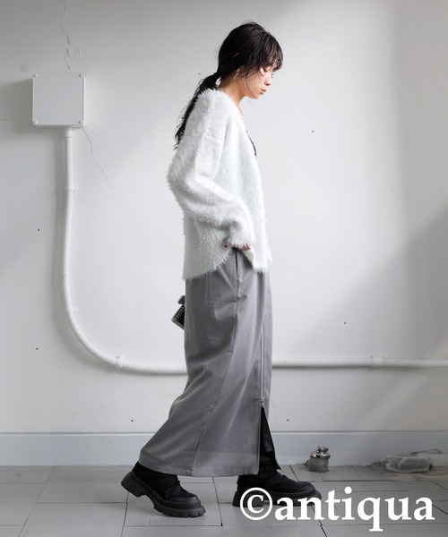 antiqua(アンティカ)の「ラメシャギーニットカーディガン(ニット/セーター・レディース・ネイビー/ホワイト・ONESIZE)」の6枚目の写真