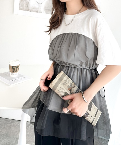 classicalelf（クラシカルエルフ）の「1枚で主役級！綿100%Tシャツ+チュールドッキングドロスト使いトップス(半袖）（Tシャツ/カットソー・レディース・チャコールグレー×ブラック/ブラック系その他/ホワイト×グレー・LARGE/MEDIUM/SMALL/X-LARGE）」の14枚目の写真