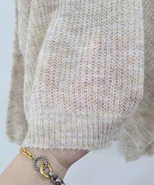 Reurie'（レウリィ）の「【新色追加 / HIT ITEM!】オーバーシアーVニット 長袖 Vネック 透け感 サマーニット シンプル 大人カジュアル ノームコア ナチュラル リラクシー 透かし編み 韓国（ニット/セーター・レディース・ネイビー/ベージュ/グリーン/チャコールグレー/ブラウン・FREE）」の11枚目の写真