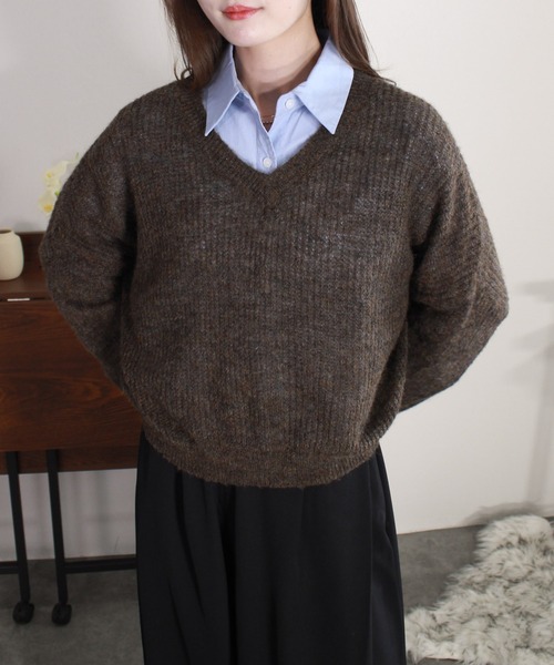 コンテシアーＶネックニット新品未使用 AWD0124A0015_l_c101.jpg