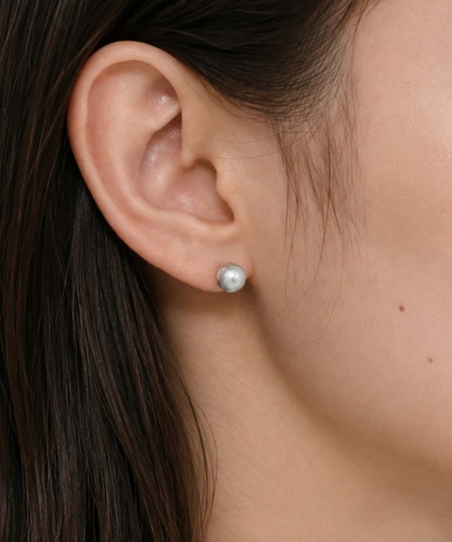ciite' surgical stainless(シーテサージカルステンレス)の「【 金属アレルギー対応 】 タイニーパールピアス サージカルステンレス(ピアス(両耳用)・レディース・シルバー/ゴールド・FREE)」の2枚目の写真