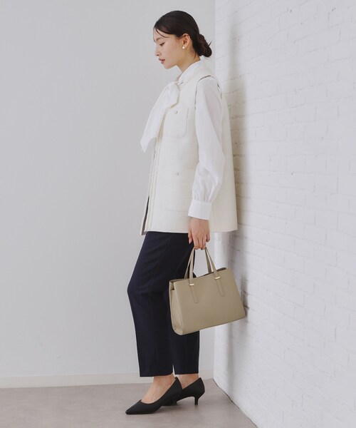 OPAQUE.CLIP（オペークドットクリップ）の「【2WAY】フロントバースクエアデザインミドルバッグ（ハンドバッグ・レディース・ブラック/アイボリー/ベージュ・00）」の12枚目の写真