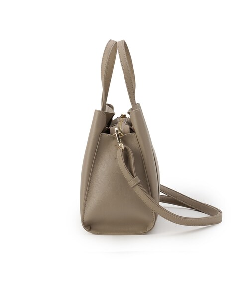 OPAQUE.CLIP（オペークドットクリップ）の「【2WAY】フロントバースクエアデザインミドルバッグ（ハンドバッグ・レディース・ブラック/アイボリー/ベージュ・00）」の16枚目の写真