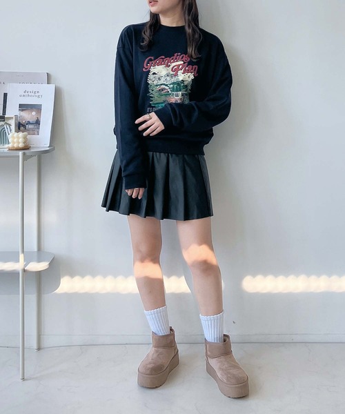 AS KNOW AS plus（アズノゥアズプラス）の「◇シンプルアソートデザインスウェットプルオーバー（クルマ・サガラロゴ刺繍）（スウェット・レディース・ブラック系その他/グリーン系その他/ネイビー系/アイボリー系・FREE）」の18枚目の写真