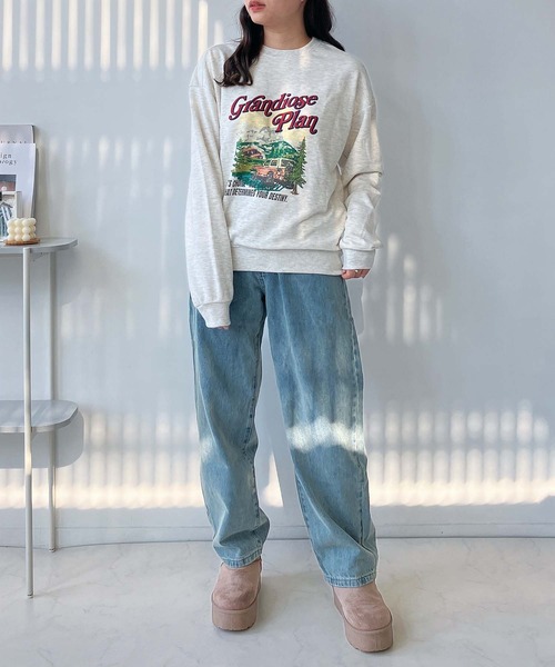 AS KNOW AS plus（アズノゥアズプラス）の「◇シンプルアソートデザインスウェットプルオーバー（クルマ・サガラロゴ刺繍）（スウェット・レディース・ブラック系その他/グリーン系その他/ネイビー系/アイボリー系・FREE）」の9枚目の写真