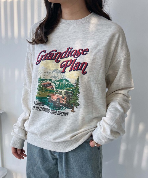 AS KNOW AS plus（アズノゥアズプラス）の「◇シンプルアソートデザインスウェットプルオーバー（クルマ・サガラロゴ刺繍）（スウェット・レディース・ブラック系その他/グリーン系その他/ネイビー系/アイボリー系・FREE）」の5枚目の写真