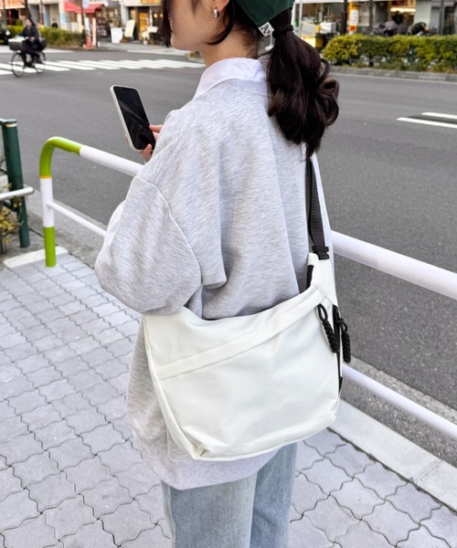 SOLLON.(ソルロン)の「ミリタリーナイロンボディバッグ(ボディバッグ/ウエストポーチ・レディース・ブラック/アイボリー/ホワイト/レッド・FREE)」の14枚目の写真