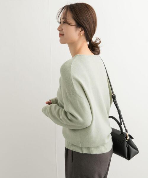 URBAN RESEARCH DOORS（アーバンリサーチドアーズ）の「モチモチクルーネックニット（ニット/セーター・レディース・パープル系その他/ベージュ/ミント・MEDIUM）」の17枚目の写真