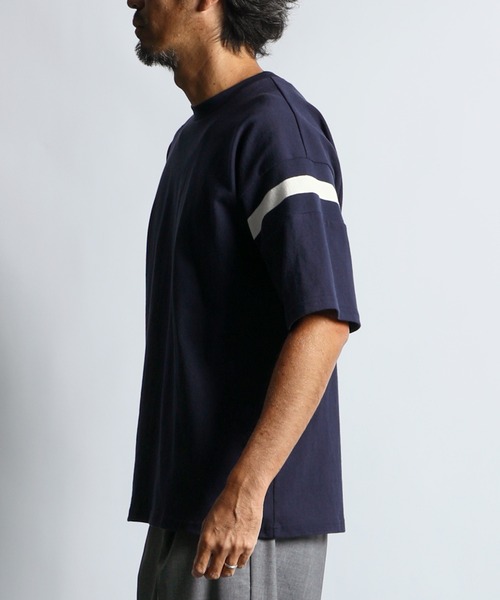 The DUFFER of ST.GEORGE(ザダファーオブセントジョージ)の「【WEB限定アイテム】CLASSIC FOOTBALL TEE:ナンバリング クラシック フットボールTEE(Tシャツ/カットソー・メンズ・ブラック/ネイビー/ホワイト・X-LARGE/LARGE/MEDIUM/SMALL)」の10枚目の写真