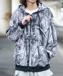 JOHN'S CLOSET（ジョンズクローゼット）の「【13】カモフラージュ デジタルプリント フルジップパーカー（パーカー・メンズ）」