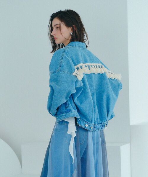 Editt by YECCA VECCA（エディットバイイェッカヴェッカ）の「フリンジデニムジャケット（ブルゾン・レディース・インディゴブルー/ライトインディゴブルー・FREE）」の19枚目の写真
