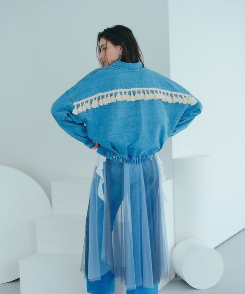 Editt by YECCA VECCA（エディットバイイェッカヴェッカ）の「フリンジデニムジャケット（ブルゾン・レディース・インディゴブルー/ライトインディゴブルー・FREE）」の13枚目の写真