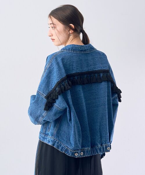 Editt by YECCA VECCA（エディットバイイェッカヴェッカ）の「フリンジデニムジャケット（ブルゾン・レディース・インディゴブルー/ライトインディゴブルー・FREE）」の7枚目の写真