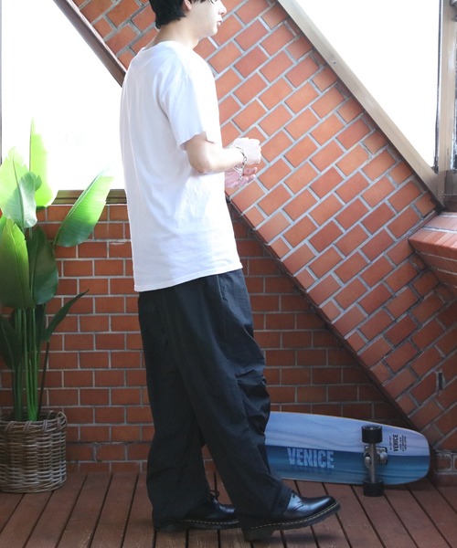 ８(eight)（エイト）の「ナイロンワッシャー 裏メッシュ パラシュートパンツ（カーゴパンツ・メンズ・カーキ/ブラック/ベージュ/グレー・MEDIUM/X-LARGE/LARGE）」の6枚目の写真