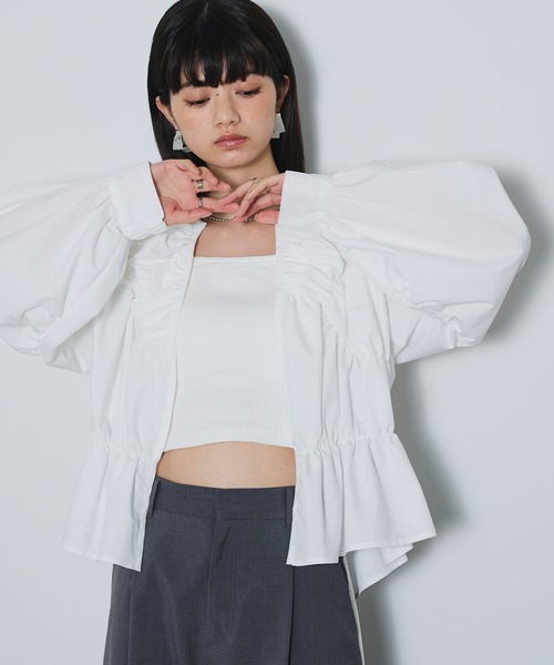 ELLEgirl（エルガール）の「デザイン切替ギャザーブラウス【ELLEgirl/エルガール】（シャツ/ブラウス・レディース・ブラック/オフホワイト・FREE）」の8枚目の写真