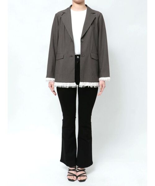 dazzlin(ダズリン)の「フリルジャケット(テーラードジャケット・レディース・チャコールグレー/グレー・FREE)」の4枚目の写真