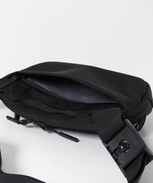 Aer（エアー）の「Aer　Day Sling 3（ショルダーバッグ・メンズ・ブラック・FREE）」の6枚目の写真