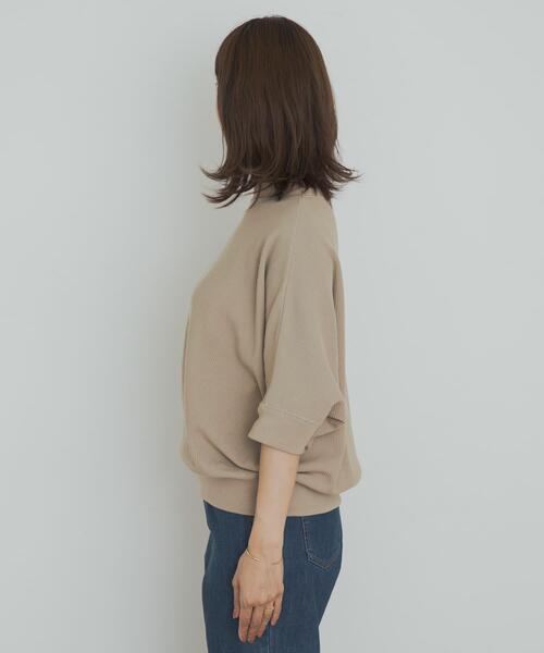 URBAN RESEARCH DOORS（アーバンリサーチドアーズ）の「タックフライスワイドTシャツ（Tシャツ/カットソー・レディース・ミント/ネイビー/ホワイト系その他/ライトベージュ/ナチュラル/チャコールグレー/オレンジ系その他/ベージュ・MEDIUM）」の16枚目の写真