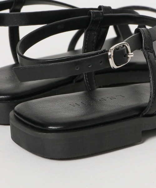 LEPSIM（レプシィム）の「メタルトングフラットサンダル　327880（サンダル・レディース・ブラック/ブラウン・LARGE/MEDIUM）」の6枚目の写真