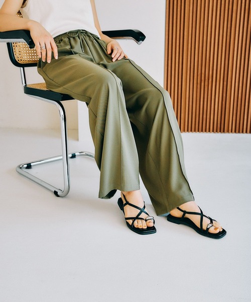 LEPSIM（レプシィム）の「メタルトングフラットサンダル　327880（サンダル・レディース・ブラック/ブラウン・LARGE/MEDIUM）」の18枚目の写真