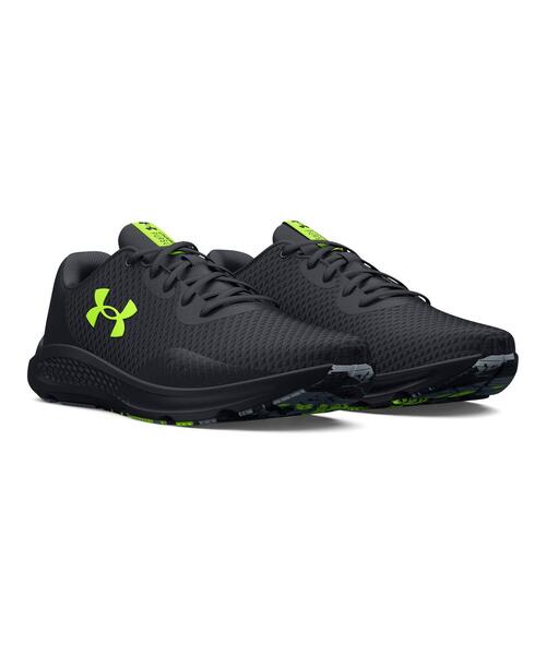 UNDER ARMOUR（アンダーアーマー）の「UAチャージド パスート3（ランニング/メンズ）（スニーカー・メンズ・ブラック系その他・28.0cm/25.0cm/27.0cm/25.5cm/28.5cm/29.0cm/30.0cm/26.5cm/27.5cm/26.0cm）」の3枚目の写真