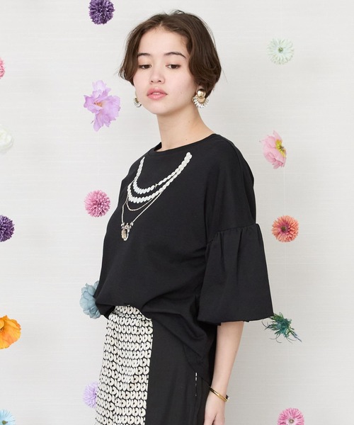 JETSET SOLO PLUS (ジェットセットソロプラス)の「【JETSET SOLO PLUS】ネックレスプリントシルケットTシャツ(Tシャツ/カットソー・レディース・ブラック/ブラウン/スモークピンク/ブルーグリーン・FREE)」の2枚目の写真