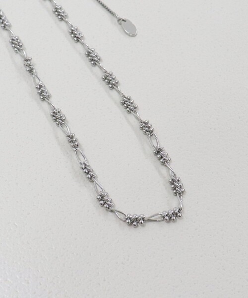 fredy emue（フレディエミュ）の「つぶつぶモチーフチェーンネックレス（ネックレス・レディース・ゴールド/シルバー・FREE）」の7枚目の写真