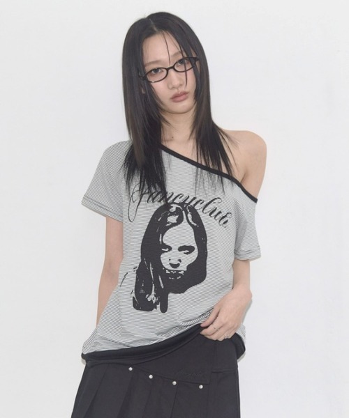 FANCY CLUB（ファンシークラブ）の「★K-POPアイドル着用 FANCY CLUB／ワンショルダーＴ（Tシャツ/カットソー・レディース・ブラウン/ブラック・FREE）」の7枚目の写真