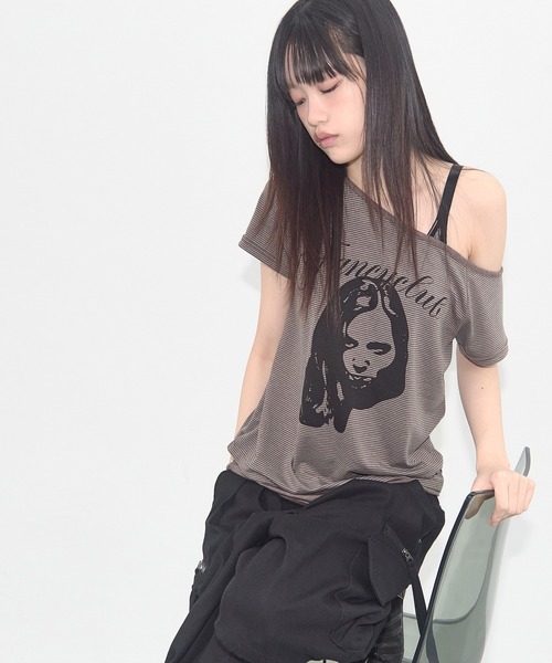 FANCY CLUB（ファンシークラブ）の「★K-POPアイドル着用 FANCY CLUB／ワンショルダーＴ（Tシャツ/カットソー・レディース・ブラウン/ブラック・FREE）」の19枚目の写真