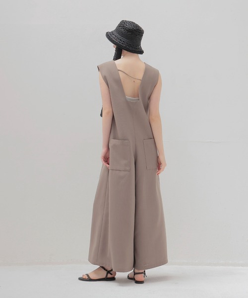 DRESSLAVE（ドレスレイブ）の「square neck boxy all in one(スクエアネックボクシーオールインワン)（つなぎ/オールインワン・レディース・ブラウン/グレー・38）」の4枚目の写真