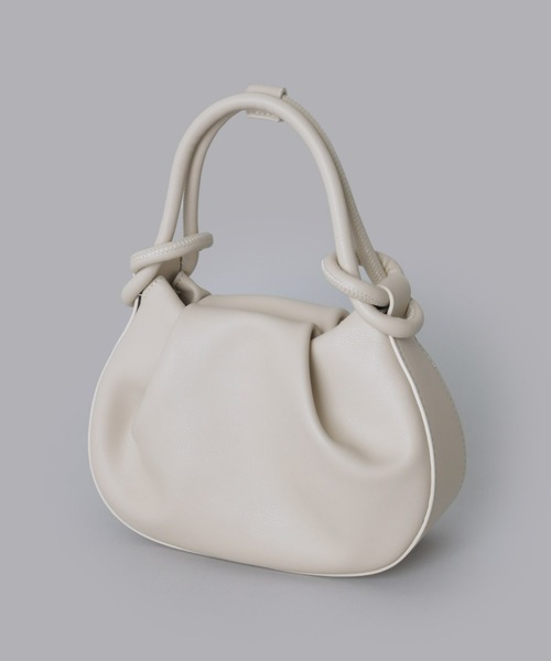 Olu.(オルドット)の「ラウンドコンパクトハンドバッグ(ハンドバッグ・レディース・アイボリー/ブラック/グレイッシュベージュ/シルバー/ブルー系その他・FREE)」の15枚目の写真