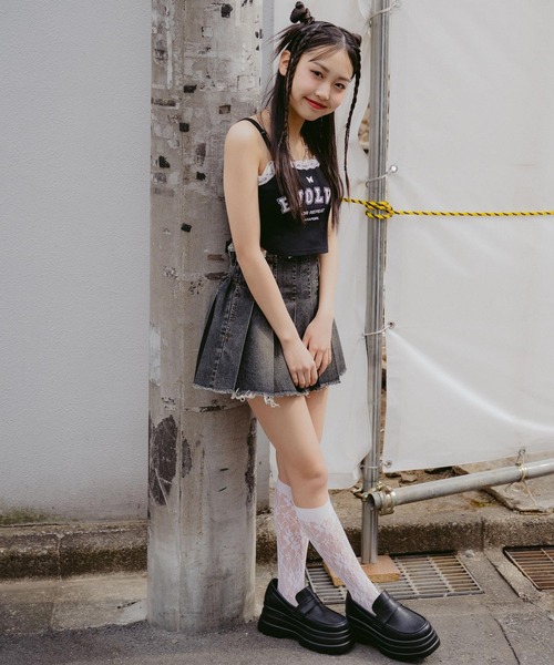 ANAP GｉRL（アナップガール）の「レース付 メッセージパッド入りキャミソール（キャミソール・キッズ・ブラック/オレンジ/オフホワイト・S/M/XS）」の11枚目の写真