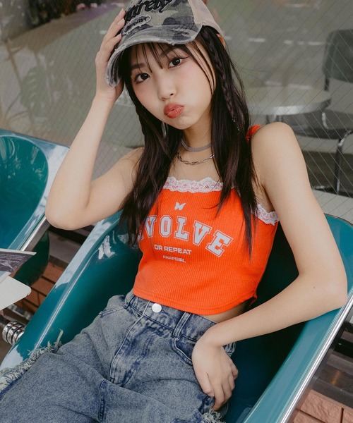 ANAP GｉRL（アナップガール）の「レース付 メッセージパッド入りキャミソール（キャミソール・キッズ・ブラック/オレンジ/オフホワイト・S/M/XS）」の13枚目の写真