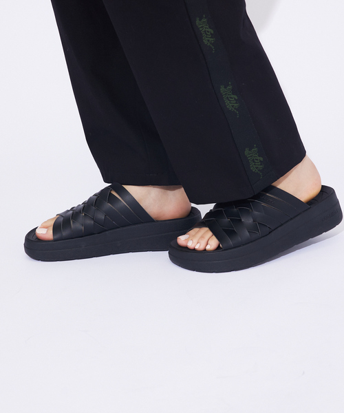 MALIBU SANDALS(マリブサンダルズ)の「【MALIBU SANDALS/マリブサンダルズ】 ZUMA PLATFORM/スライドサンダル/厚底(サンダル・メンズ・ホワイト/ブラック・8/9/10)」の1枚目の写真
