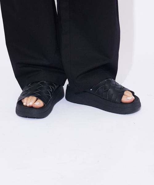 MALIBU SANDALS(マリブサンダルズ)の「【MALIBU SANDALS/マリブサンダルズ】 ZUMA PLATFORM/スライドサンダル/厚底(サンダル・メンズ・ホワイト/ブラック・8/9/10)」の6枚目の写真