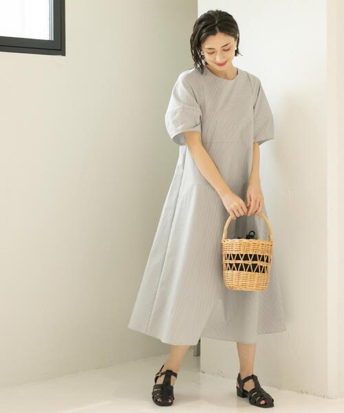 OPAQUE.CLIP（オペークドットクリップ）の「サッカーストライプワンピース【吸水速乾/イージーアイロン/洗濯機洗い可】（ワンピース・レディース・ブラック/ベビーピンク/ホワイト系3・38/40/36/42）」の5枚目の写真