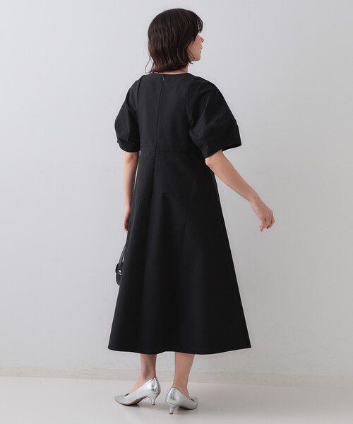 OPAQUE.CLIP（オペークドットクリップ）の「サッカーストライプワンピース【吸水速乾/イージーアイロン/洗濯機洗い可】（ワンピース・レディース・ブラック/ベビーピンク/ホワイト系3・38/40/36/42）」の11枚目の写真