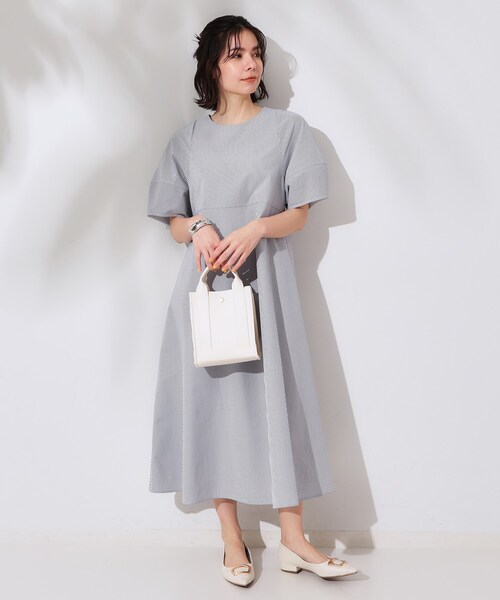 OPAQUE.CLIP（オペークドットクリップ）の「サッカーストライプワンピース【吸水速乾/イージーアイロン/洗濯機洗い可】（ワンピース・レディース・ブラック/ベビーピンク/ホワイト系3・38/40/36/42）」の19枚目の写真