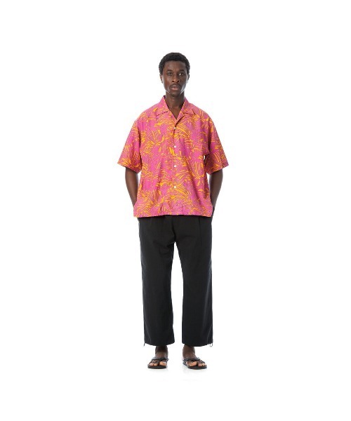 Sandinista(サンディニスタ)の「SANDINISTA Patterned Open Collar S/S Shirt (MAGENTA) (サンディニスタ パターン オープンカラー ショートスリーブシャツ)(シャツ/ブラウス・メンズ・レッド系・MEDIUM/LARGE)」の3枚目の写真