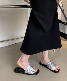 ギャザーデザイン フラットサンダル