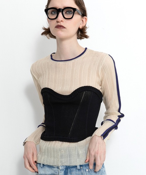 AULA AILA（アウラアイラ）の「ベアトップシアーリブニット（Tシャツ/カットソー・レディース・ブラック/オフホワイト/グレー/ブラウン・0）」の2枚目の写真