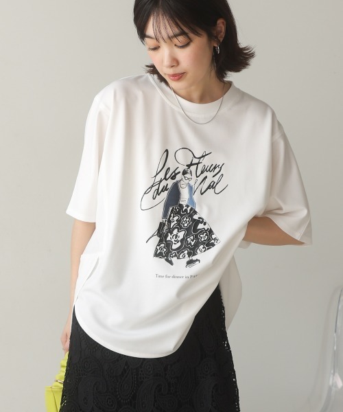 Bou Jeloud(ブージュルード)の「ドールモチーフTee(Tシャツ/カットソー・レディース・オフホワイト/ベージュ/ブラック・FREE)」の4枚目の写真