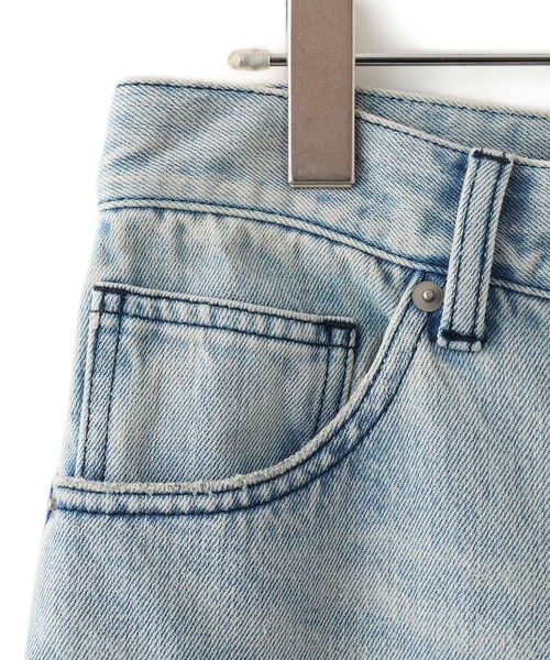 ADAM ET ROPE'(アダムエロペ)の「【WEB限定】ワイドストレートデニムパンツ(デニムパンツ・レディース・サックスブルー・34/36/38)」の7枚目の写真
