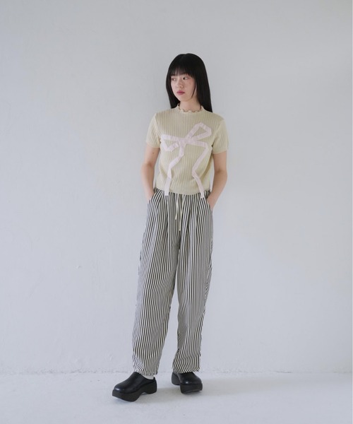 Uenui(ウニュイ)の「ビッグ リボン ショート リブ トップス(Tシャツ/カットソー・レディース・ホワイト/グレー/ブラック・FREE)」の18枚目の写真