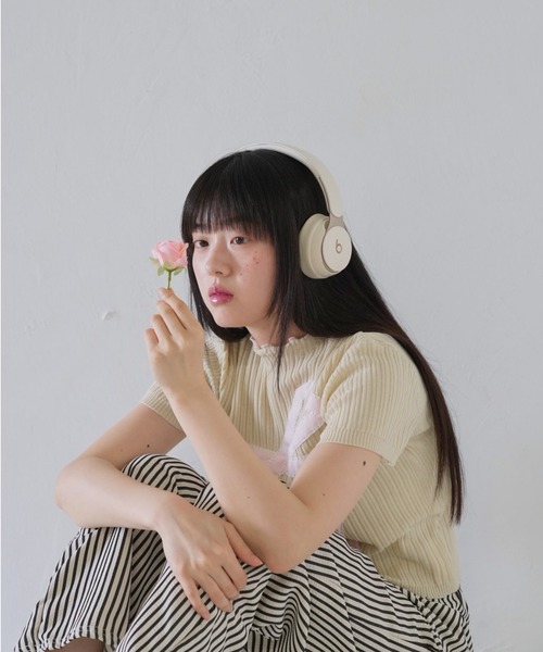 Uenui(ウニュイ)の「ビッグ リボン ショート リブ トップス(Tシャツ/カットソー・レディース・ホワイト/グレー/ブラック・FREE)」の9枚目の写真