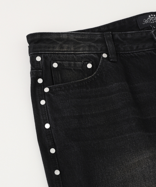AFB / エーエフビー SUPER BAGGY STUDDED PANTS（デニムパンツ