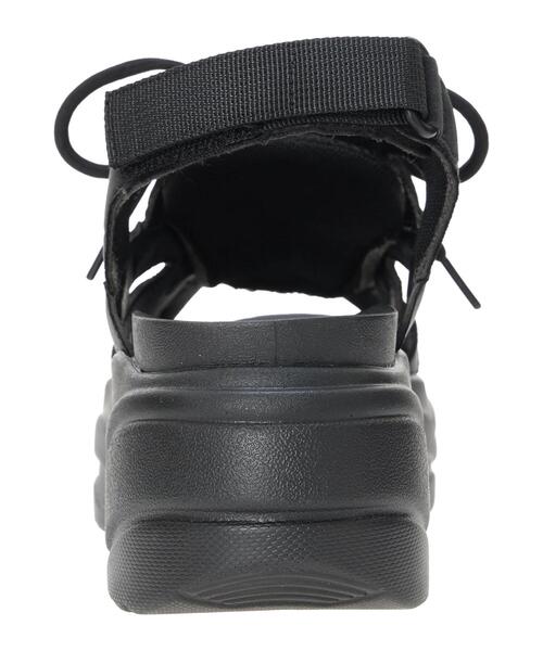 ehka sopo（エヘカソポ）の「レースアップスポーツサンダル（サンダル・レディース・ブラック/ベージュ/カーキ・M/L）」の17枚目の写真